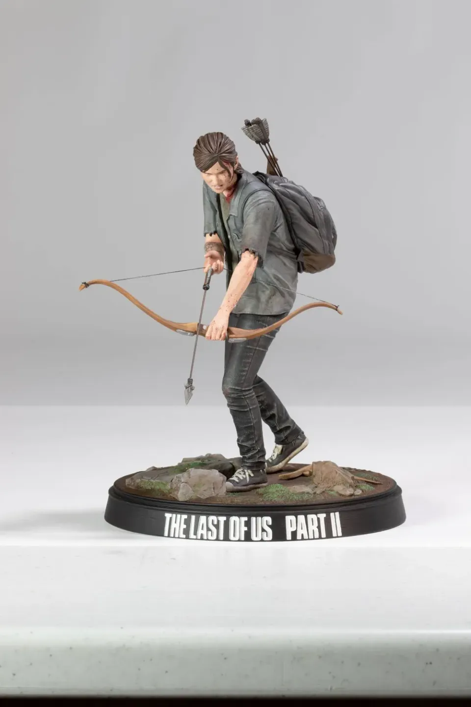 The Last of Us Part II Ellie with Bow PVC Statue 20 cm