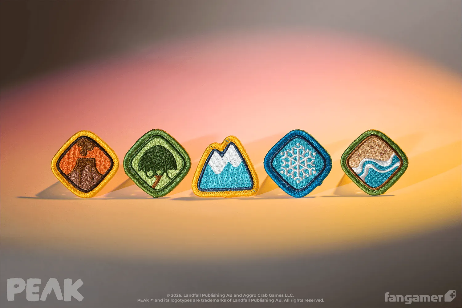 Fangamer Peak Badge Patch Aufnäher Stick-Set