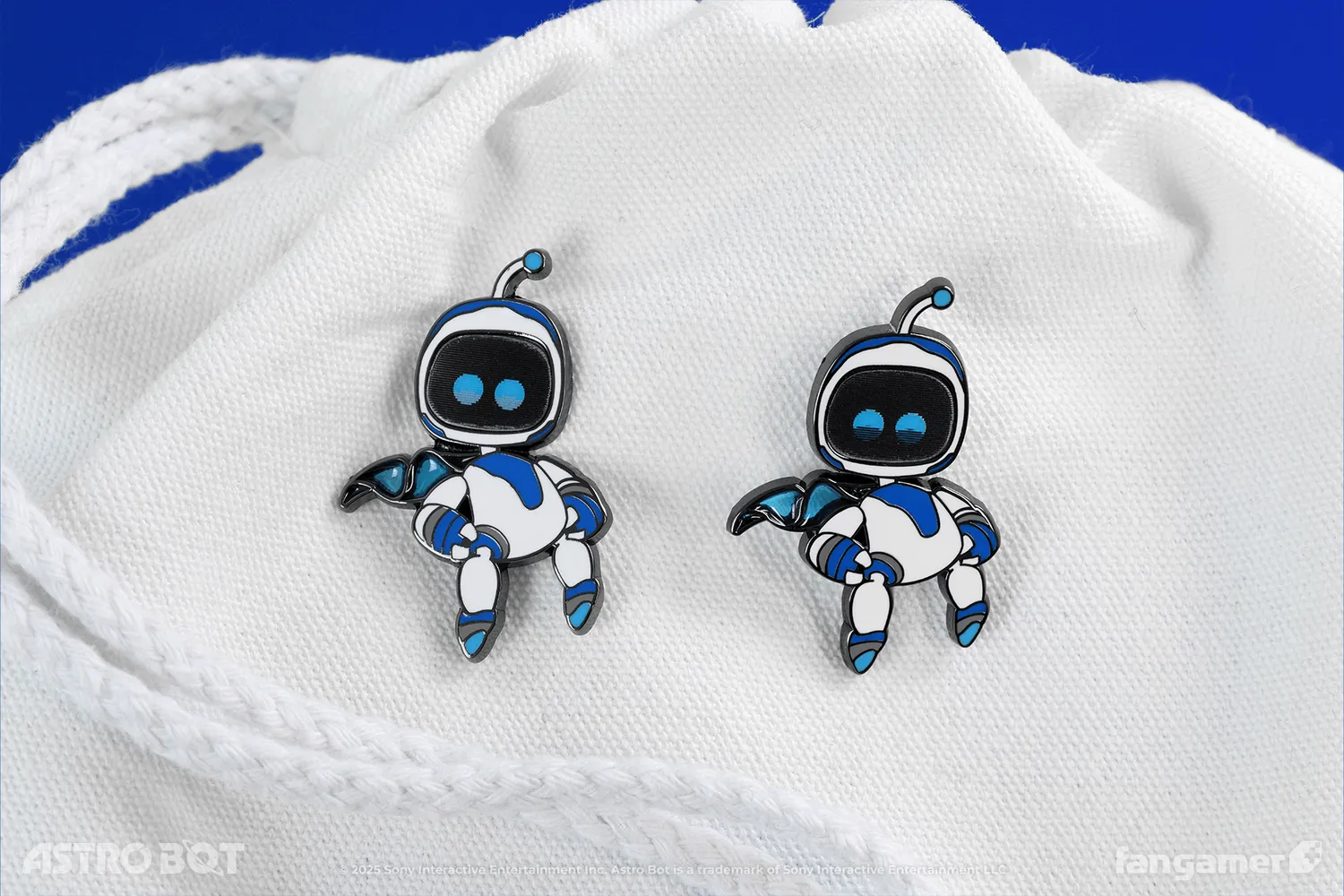 Fangamer ASTRO BOT Lenticular Pin Anstecker Linsen-Effekt