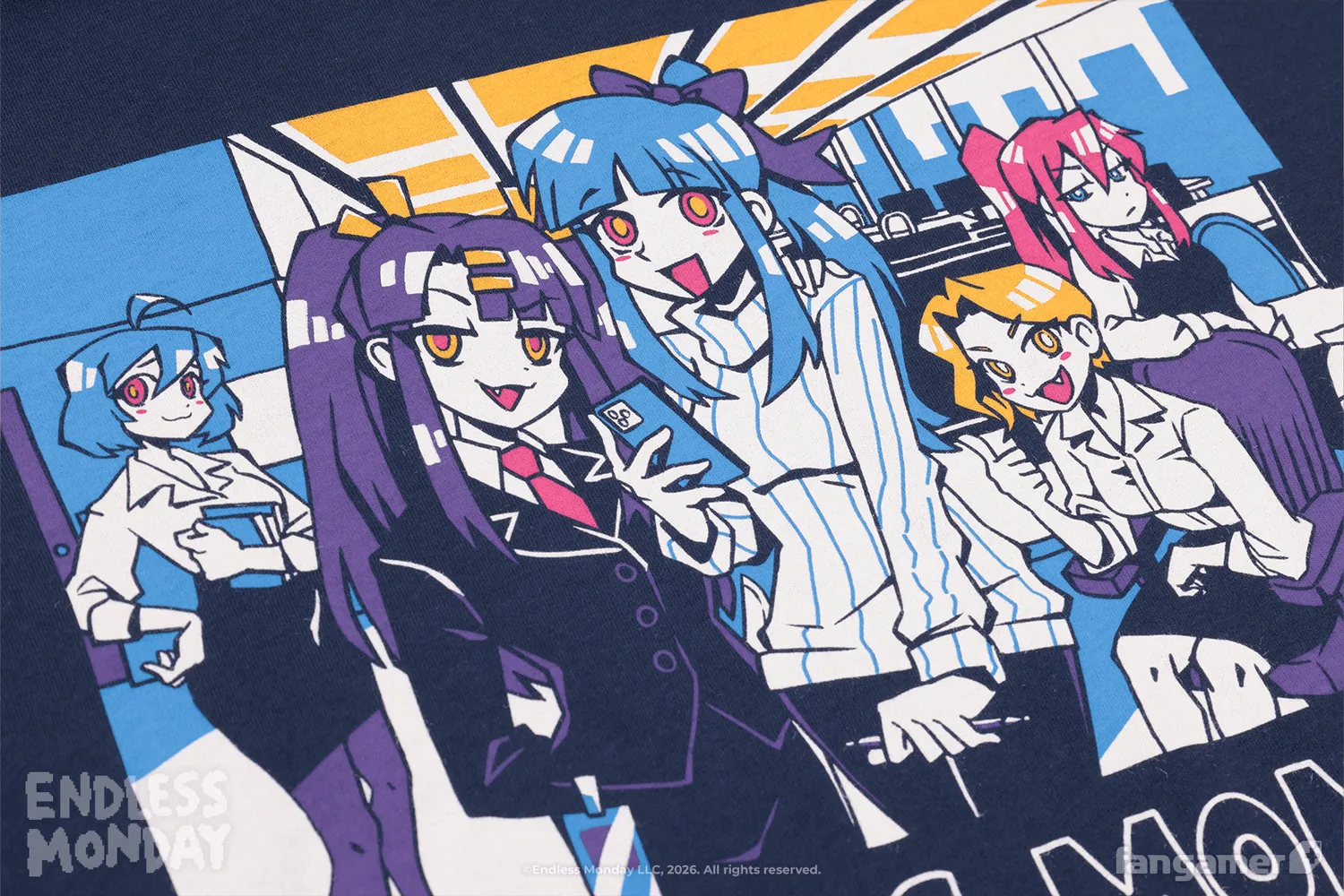 Fangamer Endless Monday We are Family T-Shirt Baumwolle