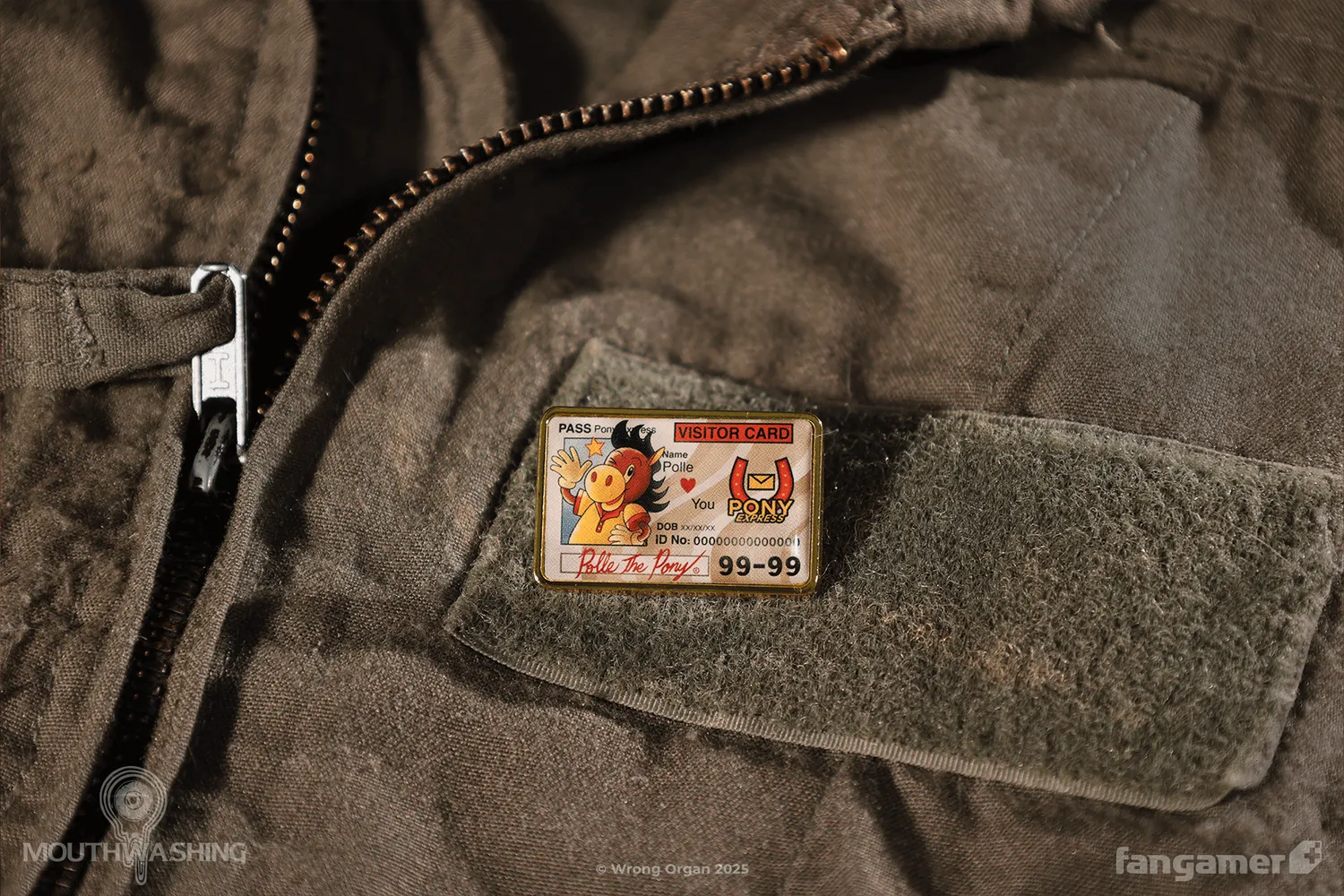 Fangamer Mouthwashing ID Card Pin Set Anstecker