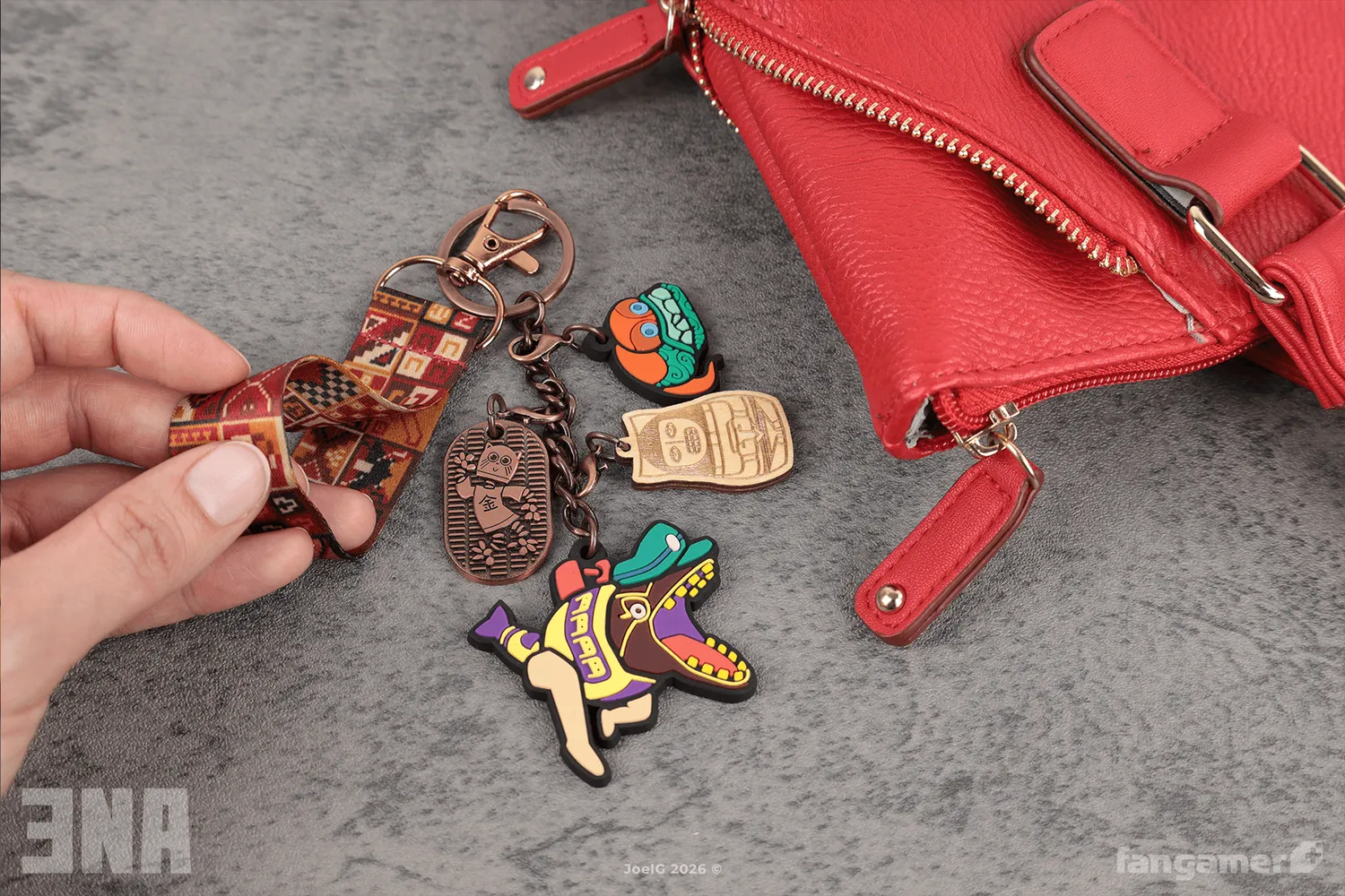 Fangamer ENA Artifacts Schlüsselanhänger 5 Charms Set