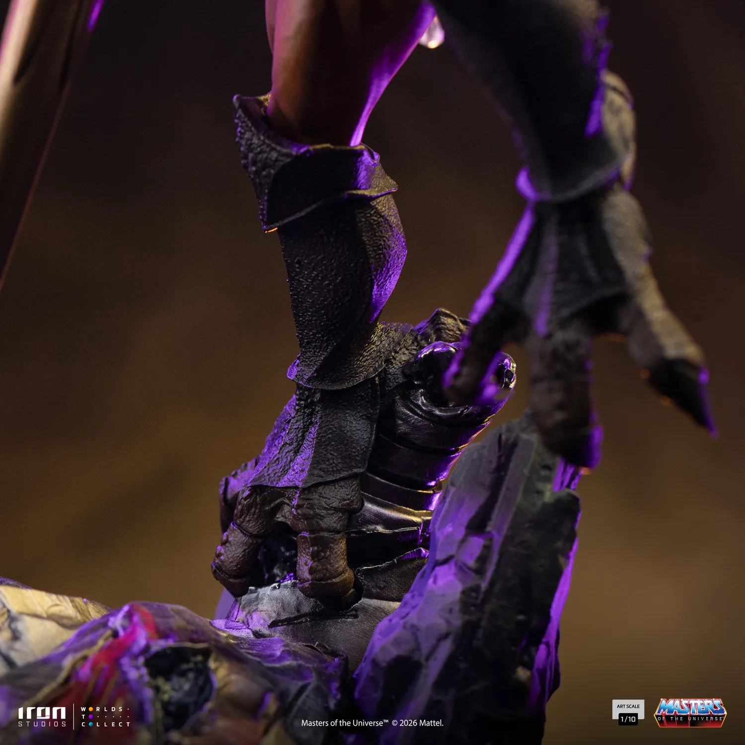 Masters of the Universe Iron Studios Buzz-Off Statue 35,5 cm