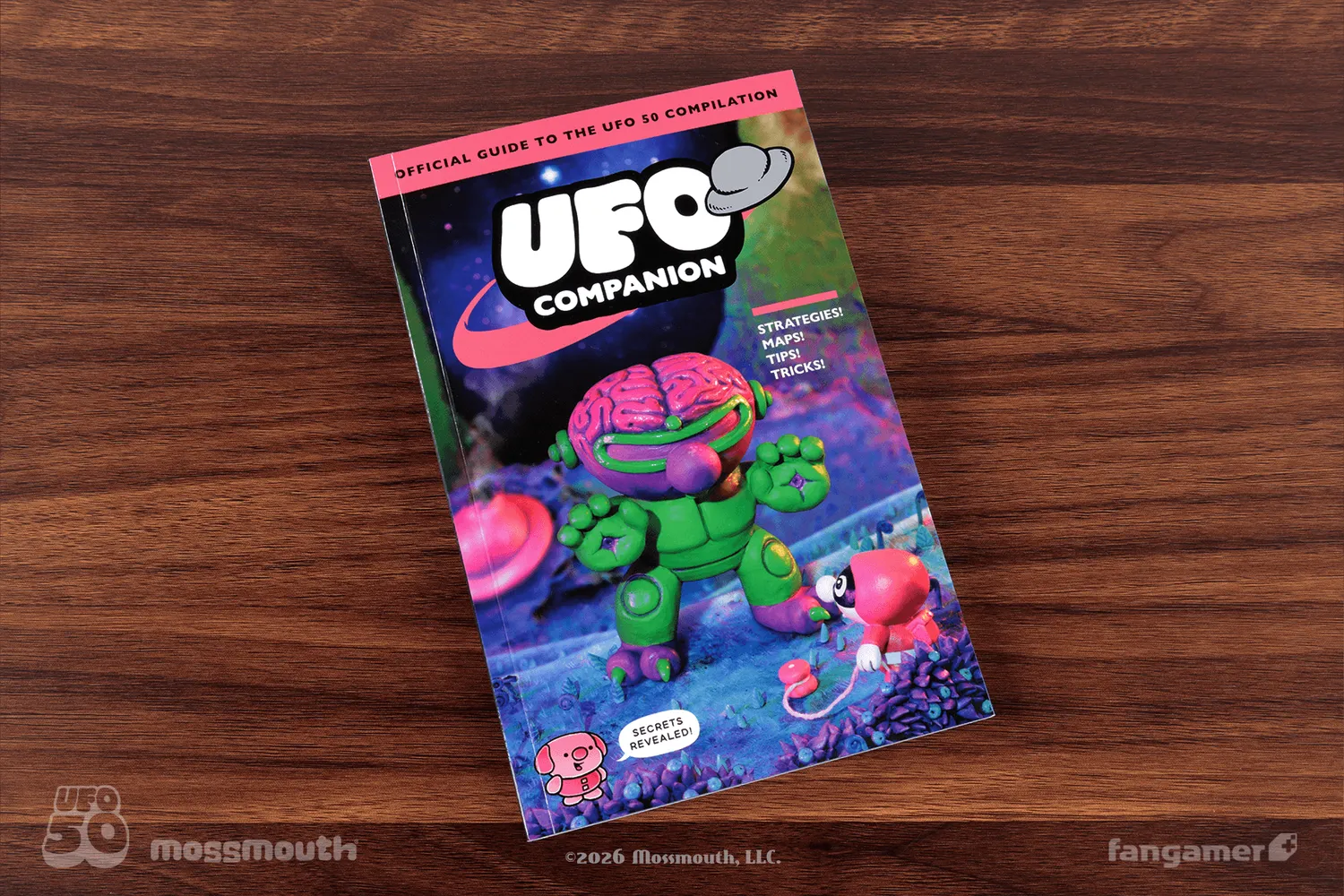 Fangamer UFO 50 Companion Guide Buch 100 Seiten