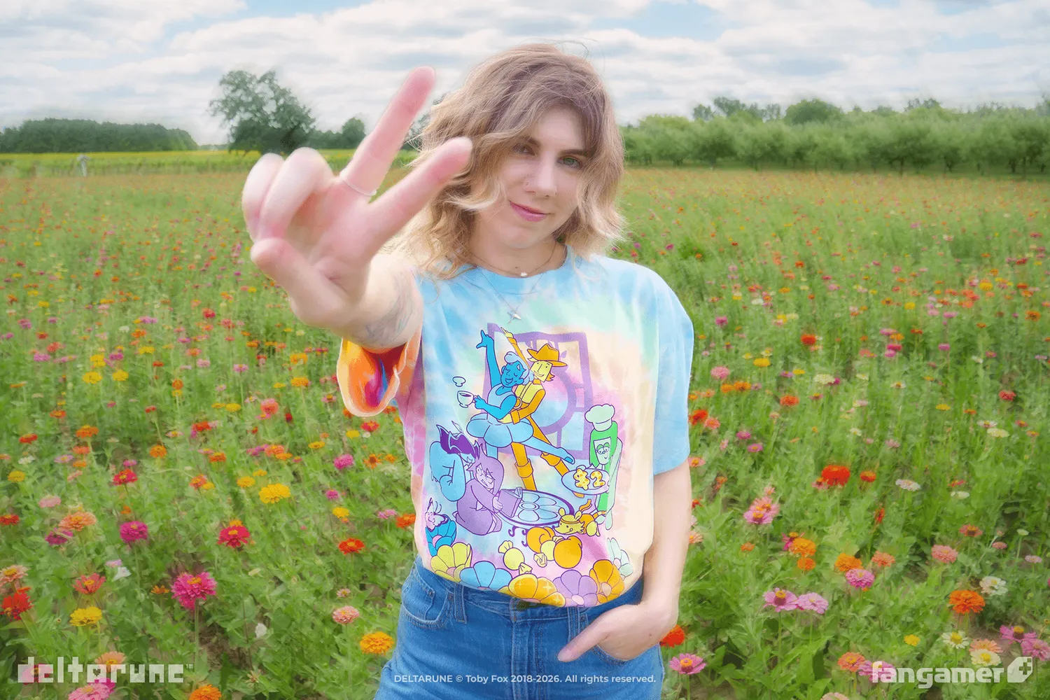 Fangamer Deltarune Flower Café T-Shirt Tie-Dye Baumwolle