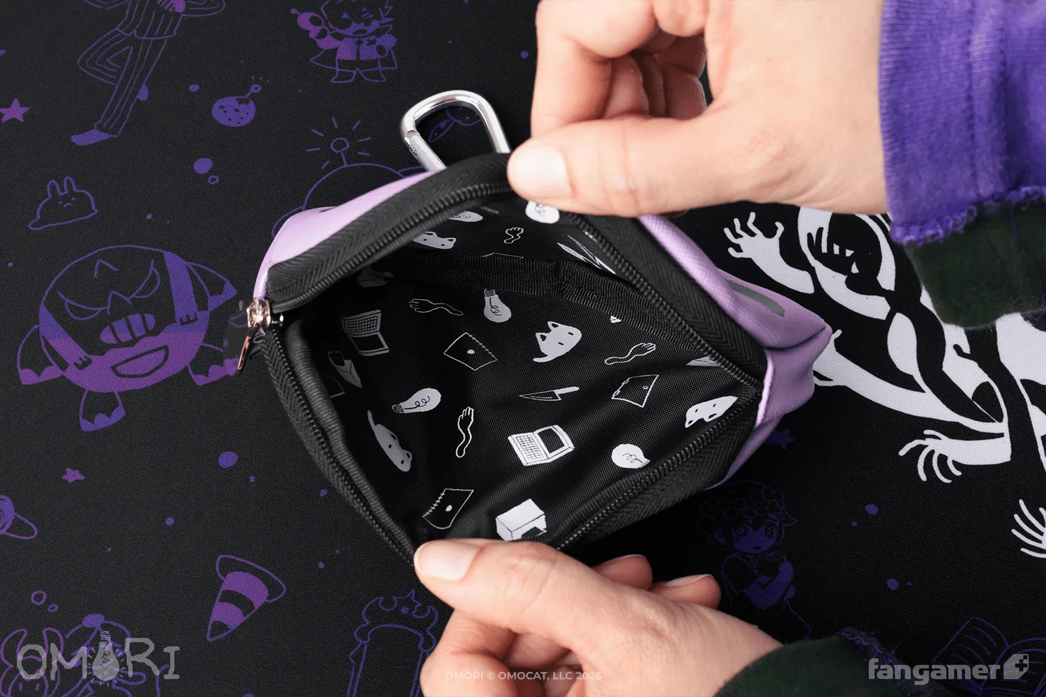 Fangamer OMORI MEWO Pouch Anhänger Kunstleder
