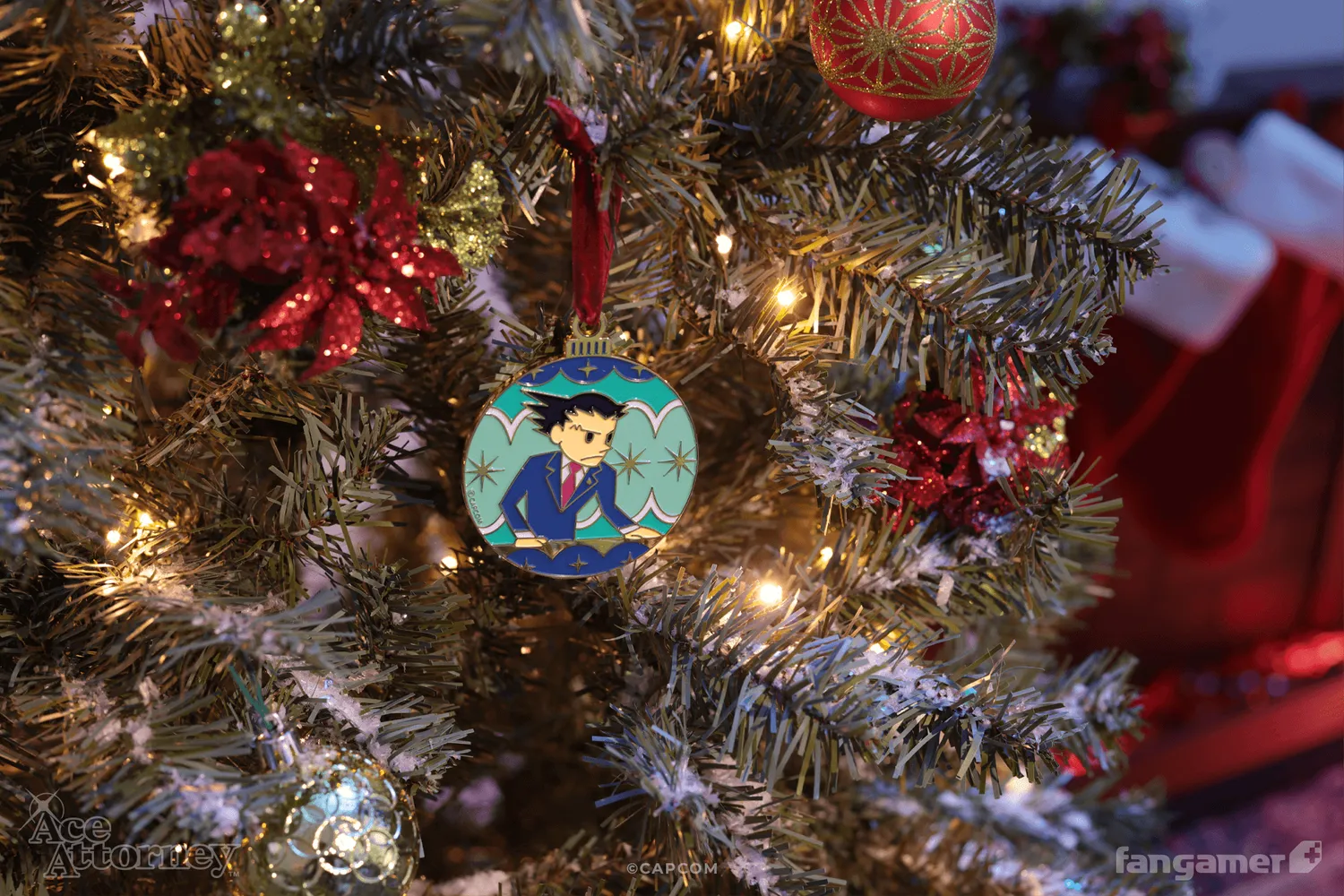 Fangamer Almost Christmas Ornament Ace Attorney Anhänger