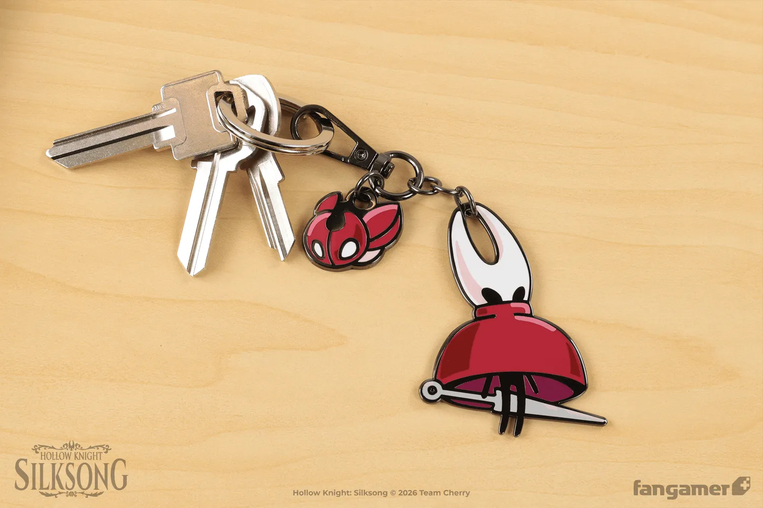 Fangamer Drifting Hornet Keychain Schlüsselanhänger
