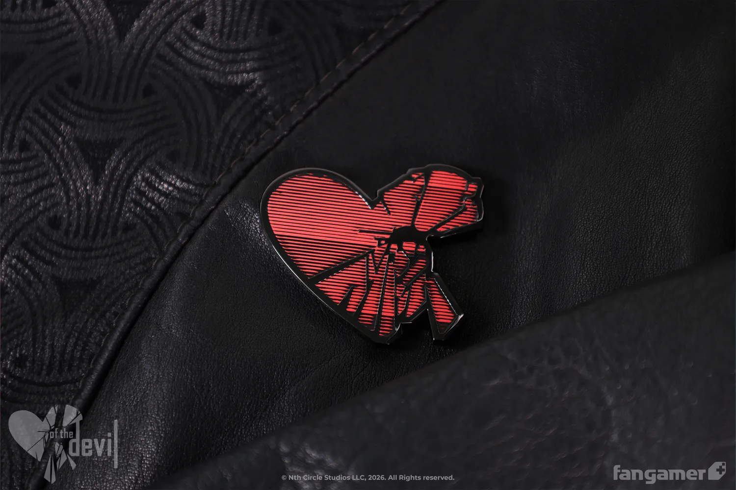 Fangamer of the Devil Heartbreak Killer Pin Emaille