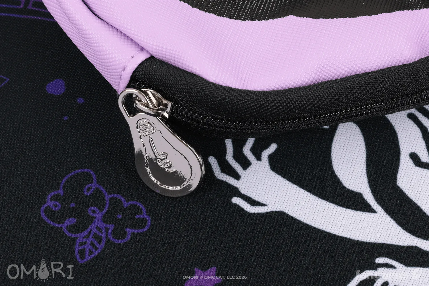 Fangamer OMORI MEWO Pouch Anhänger Kunstleder