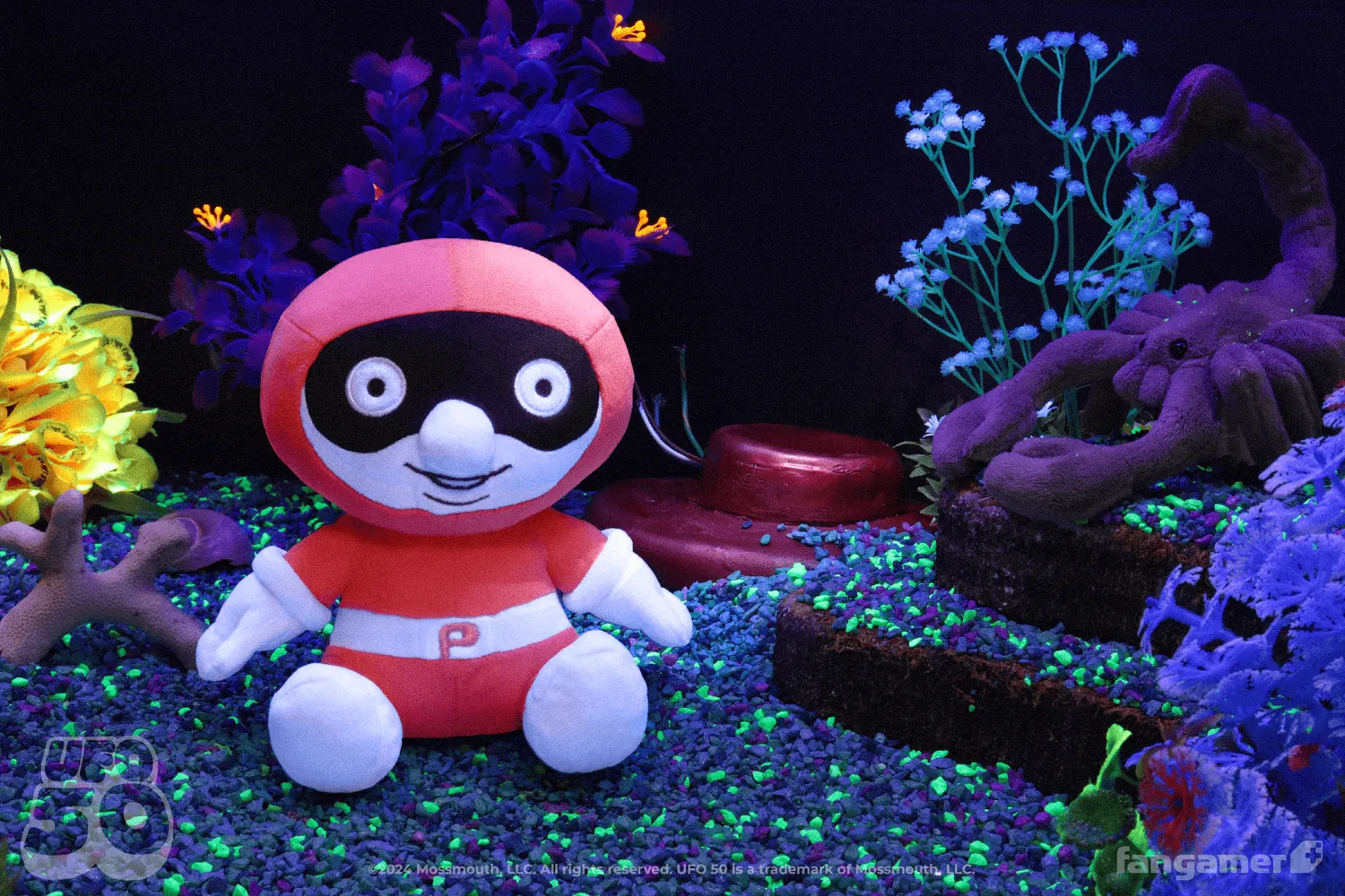 Fangamer UFO 50 Pilot Plüschtier